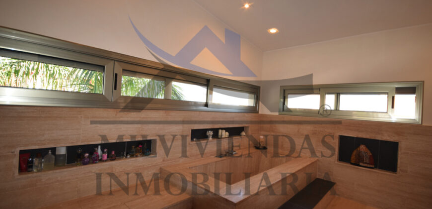 Villa in vendita a Meloneras (let2554)